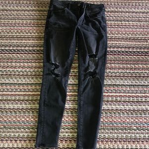 American eagle distressed jeans